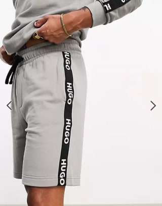 Bermudas Hugo por 45,03€