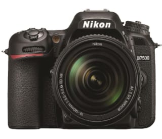 Cámara Nikon por $33,604.35