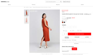 Vestido Hering, modelo Midi Evasê Em Viscose - R$ 109,99
