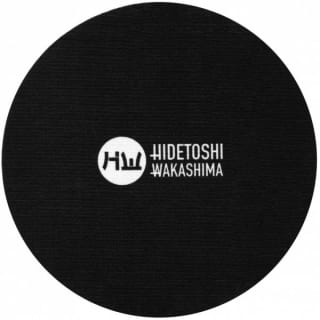 Hidetoshi Wakashima Alfombra por 13€.
