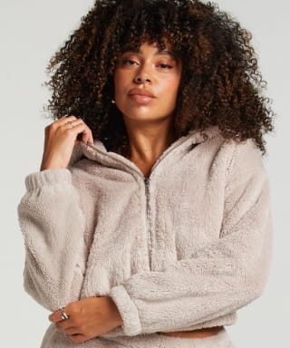 Hunkemöller Fleece Hoodie voor €25,15 dmv code bij Secret Sales