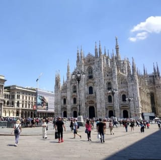 Vuelo Sevilla a Milán Bérgamo desde 47,85€ con Ryanair