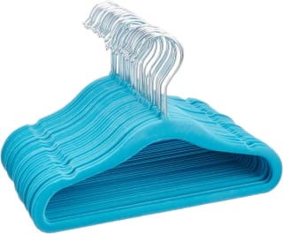 Pack 30 Perchas infantiles de terciopelo por 13,64€