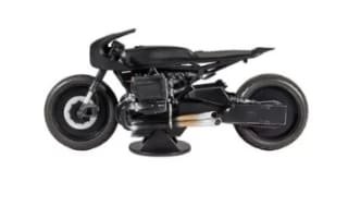 Batimoto Batman The Movie DC Multiverse McFarlane por $14.990