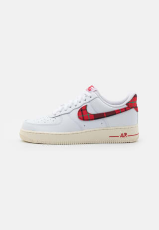 Zapatillas Nike Sportswear Air Force 1 07 LV8 NOS por 62,36€