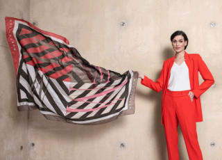 Gratis sjaal bij besteding vanaf €100 bij Mart Visser