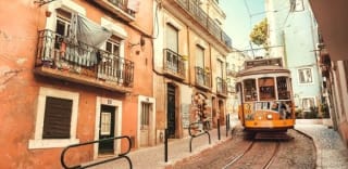 Lisboa Hotel 5* Desayuno por 190€ para 2 personas.