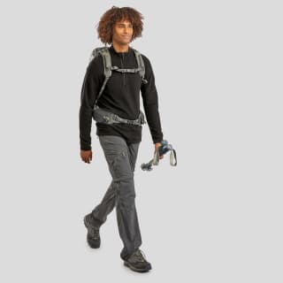 Forro polar de senderismo en montaña hombre MH500 Negro por 2,99€