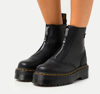Dr Martens Jetta boots voor €146,16 dmv code bij Zalando