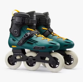 Patines Línea Adulto 3 Ruedas Freeskate Oxelo Triskate MF900 Verde por 89,99€