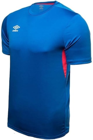 Camisetas Amazon de Umbro disponible en 3 colores para niños desde la talla 4Y a la talla 14Y por 8,99€