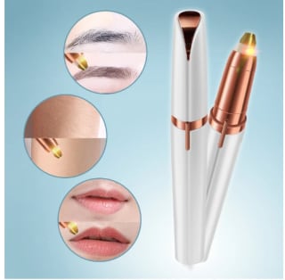Recortador de cejas eléctrico con forma de lápiz por 0,99€
