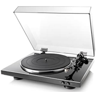 Denon DP-300F volautomatisch platenspeler voor €219,99 bij Amazon.nl