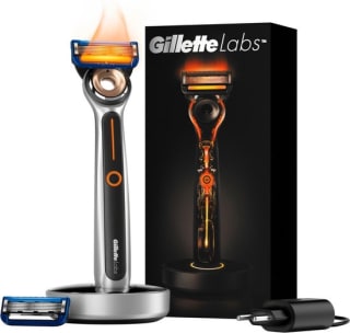 GILLETTE Labs Verwarmd Scheermes Starter Kit voor €60,99 bij Bol.com