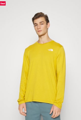 T-Shirt The North Face Men L/S Easy Tee Mineral Gold voor €20,95 bij Zalando