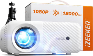 Proyector Portatil Bluetooth con Tripode, 12000 Lumens 1080P por 59,99€