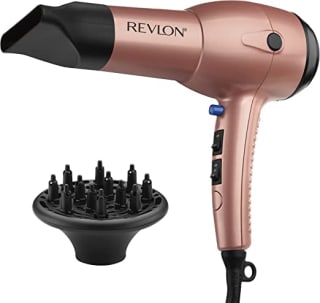 Revlon Secador de Pelo por $751.64 en Amazon
