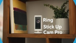 Ring Stick Up Cam Pro Plug-In - Beveilingscamera op Adapter voor €89 bij Bol