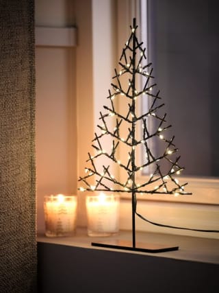 Árbol luminoso LED GILLING 70LED y temporizador por 5€