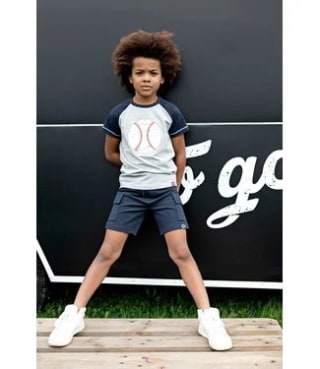 Merkmeisjeskleding kortingscode voor 15% extra korting op de sale tot 70% voor meisjes en jongens