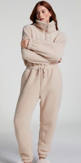 Hunkemöller teddy onesie beige voor €29,74 dmv code bij Secret Sales
