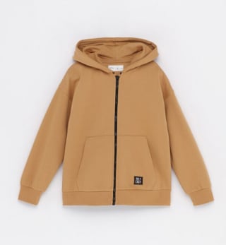 Chaqueta de felpa con capucha niño por 2,99€