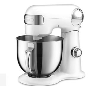 Batidora de Pedestal Cuisinart de 5.5 lt, por $4,635.04 en Amazon