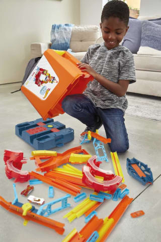 Hot Wheels Track Builder Unlimited Power Boost Box - Racebaan voor €55,99 bij Amazon