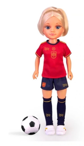 Muñeca Nancy futbolista Un día con la Selección Española de fútbol - Rubia por 19,95€.