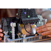 Lego Wednesday en Enids kamer (76781) voor €53,99 bij Intertoys