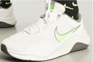 Zapatillas Nike Legend Essential de deporte por solo 31,20€