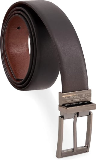 Cinturon de Piel Reversible Ben Sherman Medium por $250 en Amazon