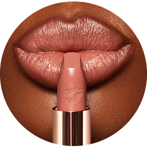 Jusqu’à 40% de reduction sur une selection de kits beauté Charlotte Tilbury