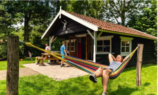 Vanaf €69/nt overnachting + toegang Attractie & Vakantiepark Slagharen bij Groupon