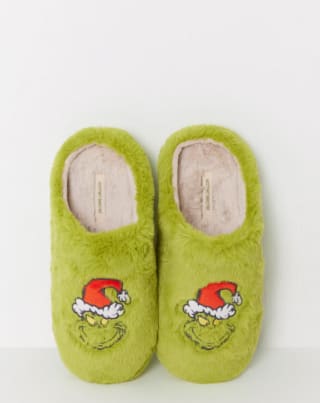 3 Pares de zapatillas Womensecret casa El Grinch a solo 9,98€
