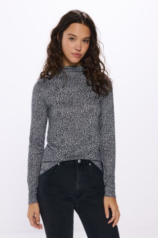 Camiseta cuello perkins tacto suave para Mujer Springfield por 7.99€