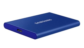 Samsung T7 Disco Duro SSD PCIe NVMe USB 3.2 1TB Azul por 79,98€.