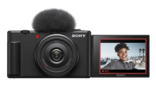 Cámara - Sony Vlog ZV-1F, Digital, Pantalla multiángulo, Vídeo 4K, Cámara lenta, Micro, Funciones Vlog, Wifi, Bluetooth por 499€