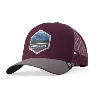 3 gorras de la marca The Indian Face por 38€ cada una por 12,66€