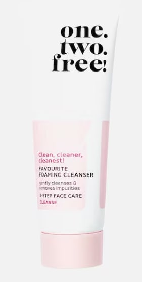 Favourite Foaming Cleanser (One. Two. Free!) 30 ml voor €4,49 bij Douglas