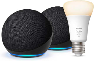 Pack 2 Echo Dot (5.ª generación) + Philips Hue Smart Bulb (E27) por 56,98€