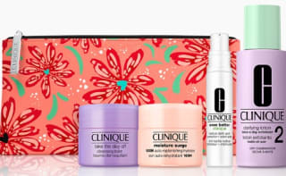 Gratis 4 luxe Moisture Surge miniaturen bij aankoop vanaf €69 bij Clinique