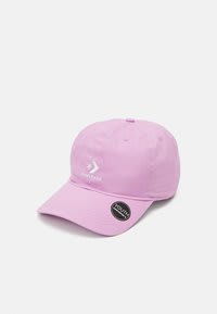 Gorra color rosa marca Converse por 13,56€