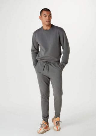 Calça Masculina, modelo Jogger em Moletom - R$ 119,99