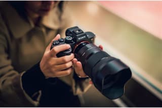 Sigma Art 316 Compactcamera Standaardlens Zwart voor €1.214,19 bij Amazon.