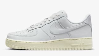 Nike Air Force 1 Premium Damesschoenen summit white/coconut milk voor €60,31 dmv code bij Zalando