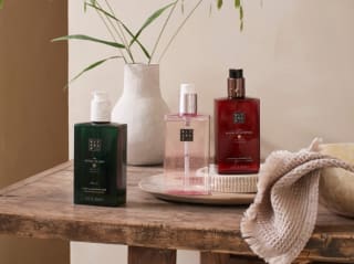 Classic Collection handzeep voor €8, navulling voor €14 bij Rituals