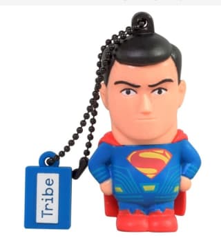 Memoria USB Superman de 16GB por 6,95€.