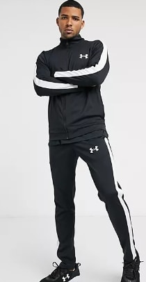 Joggers negros Under Armour para hombre talla S por 44,87€