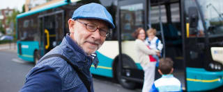 65 plus kaartje voor € 2,20 via Ervaarhetov